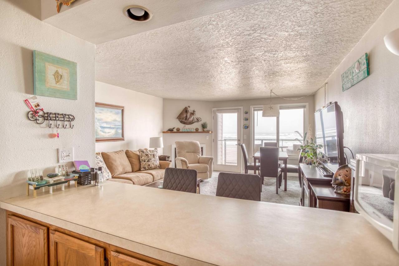 Heavenly Shores Rockaway Beach Exterior photo